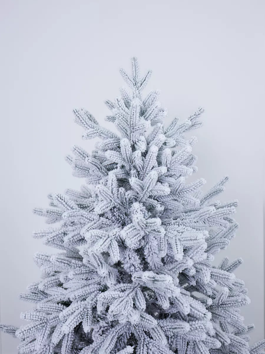 Versailles Christmas Tree