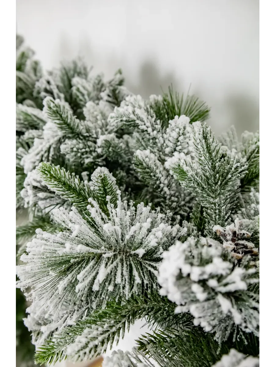 Garland Decorated with pines