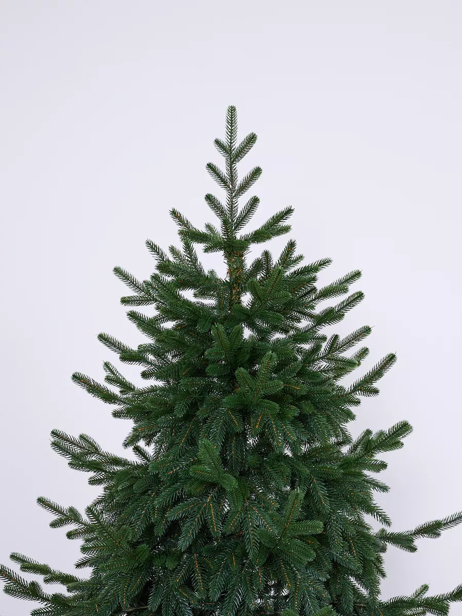 Cedar Christmas Tree