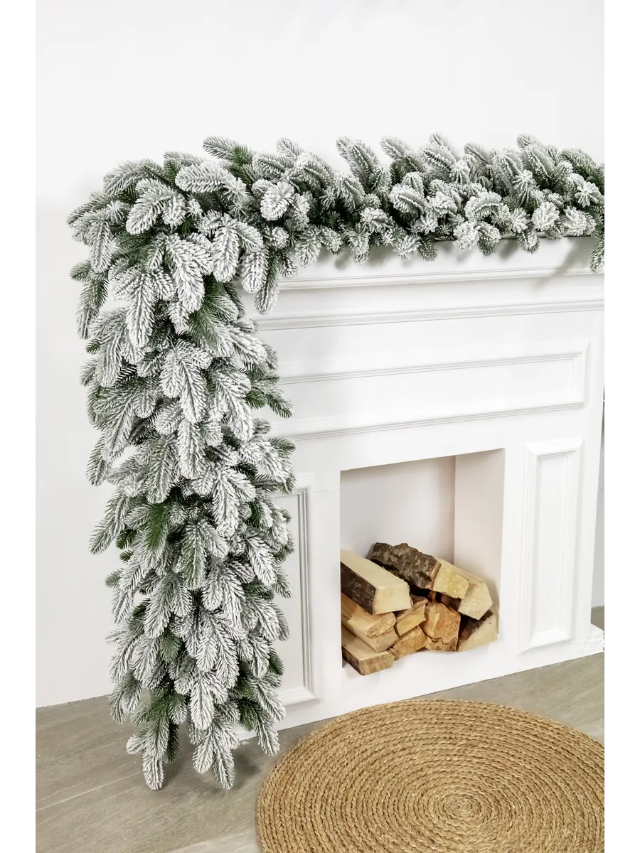Snowy Garland