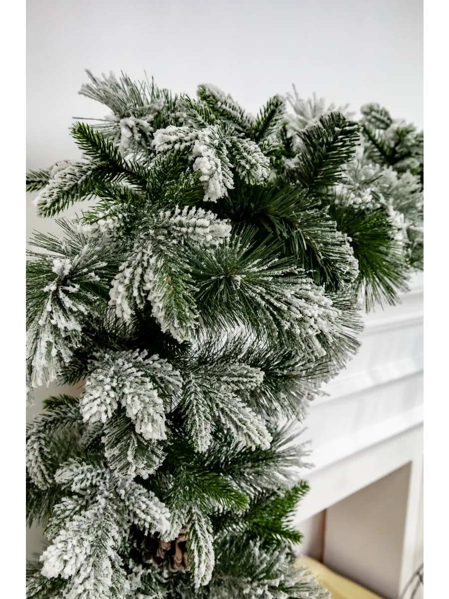 Garland Decorated with pines